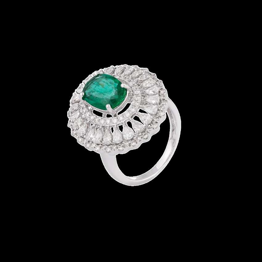 Colombian Emerald Sunburst Halo Cocktail Ring