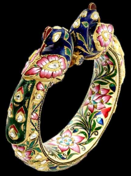 Royal Jaipur Traditional Peacock Kadas